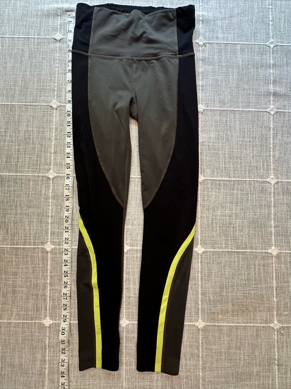 Athleta Spar Colorblock 7/8 Tight Leggings Black Olive Neon Stripe - Size XXS